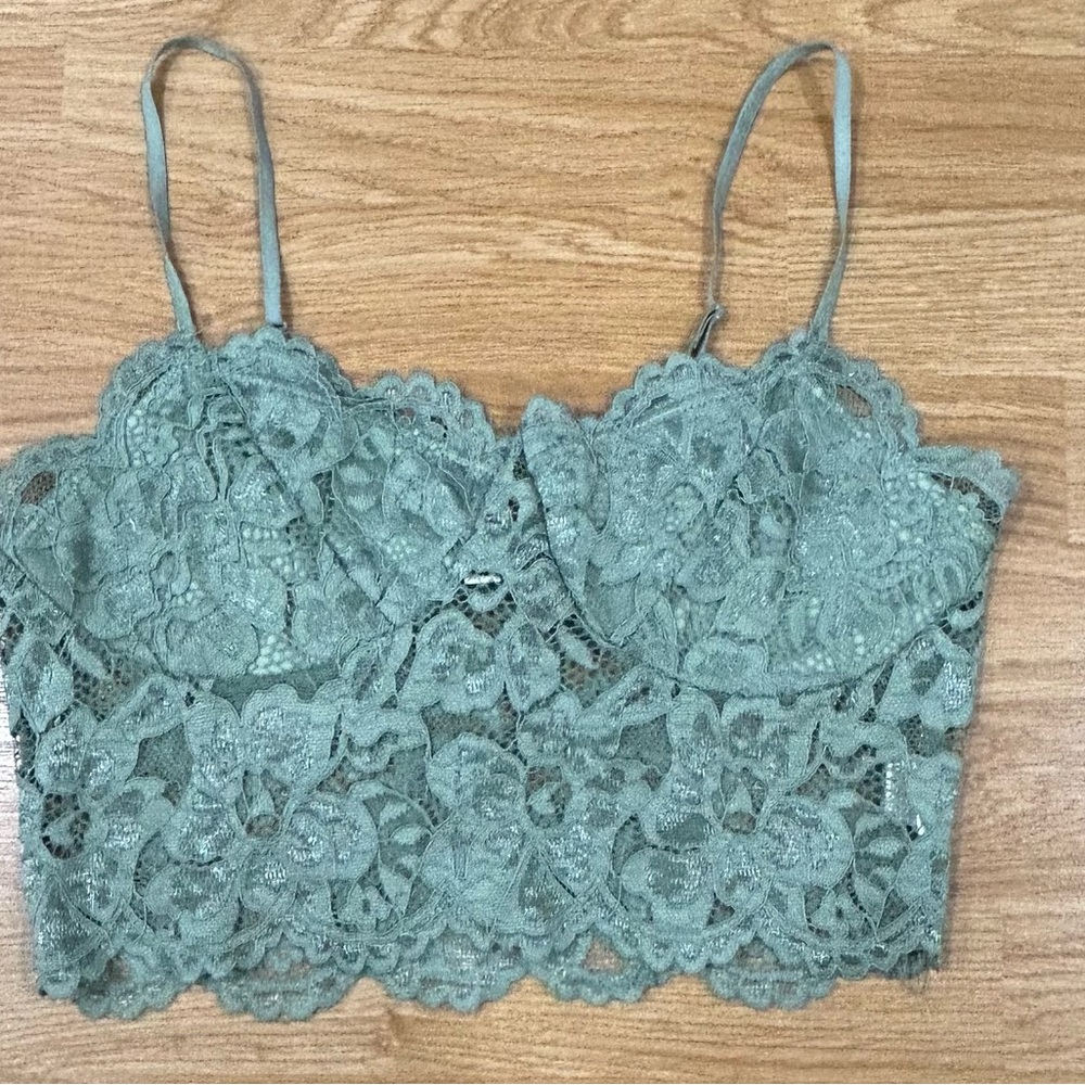 Green Lace Top